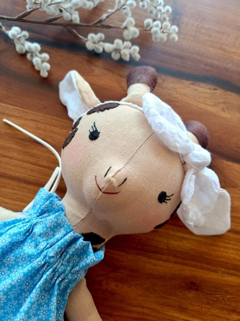 fabric and floss giraffe 13