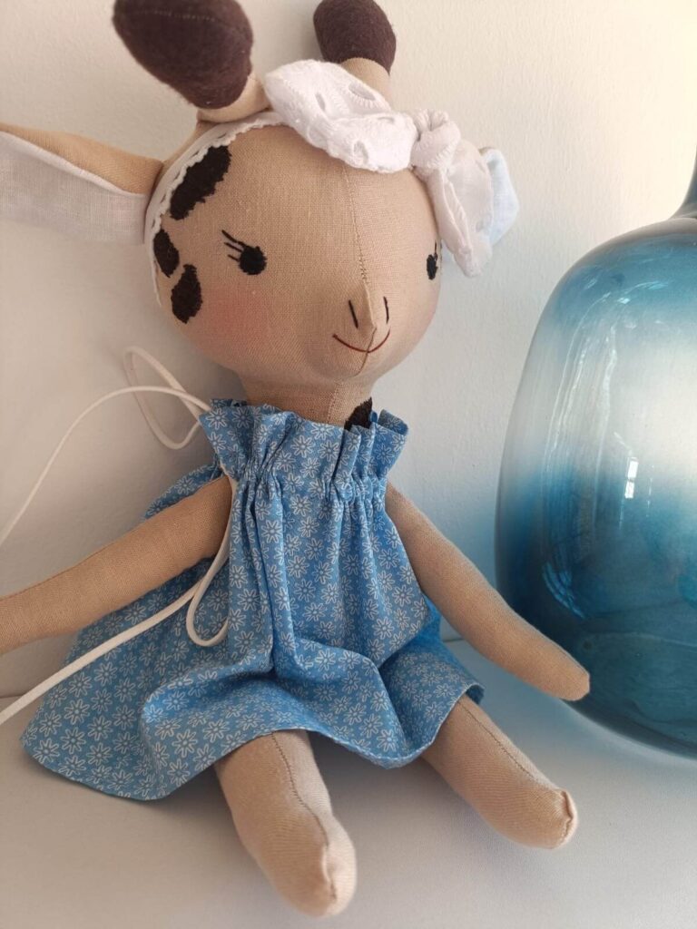 fabric and floss giraffe 14