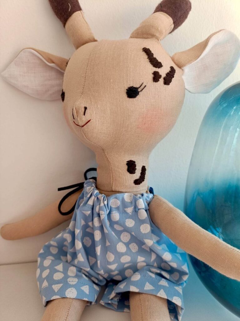 fabric and floss giraffe 15