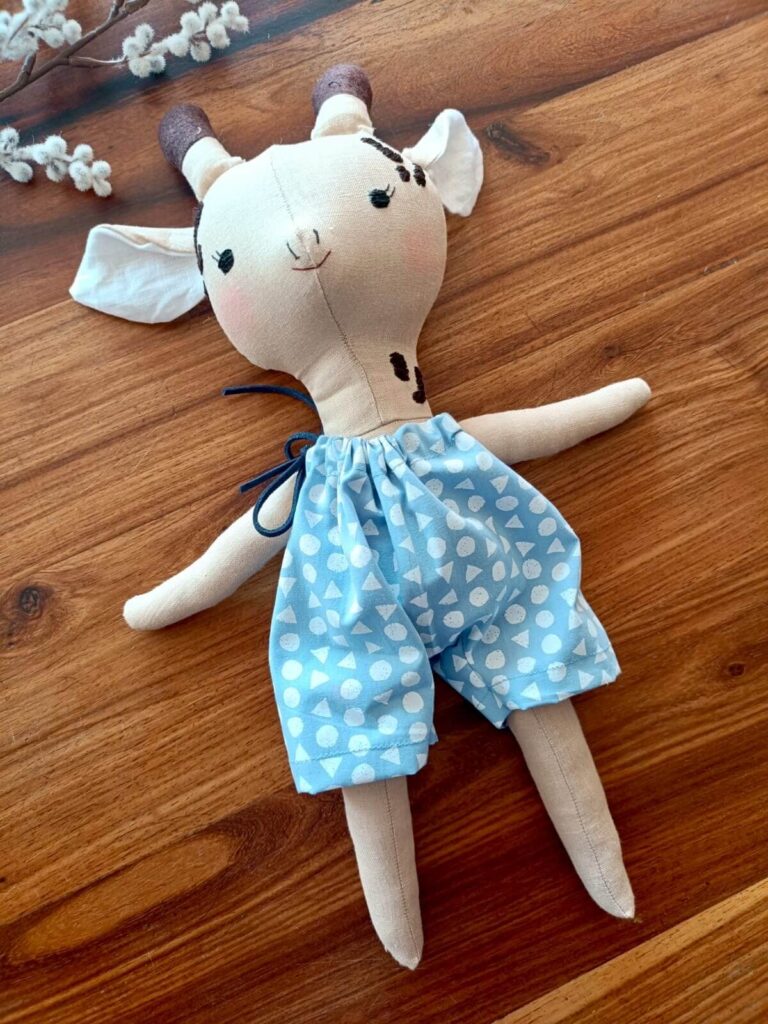 fabric and floss giraffe 17